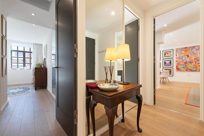 2 Bedroom Flat For Sale In Highgate Road, London, NW5