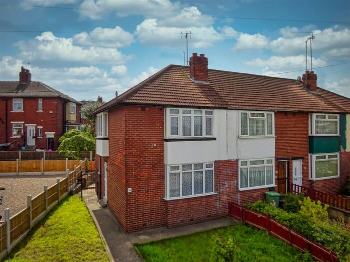 Houses for sale & to rent in LS12 3LJ, Burnsall Croft, Armley Leeds