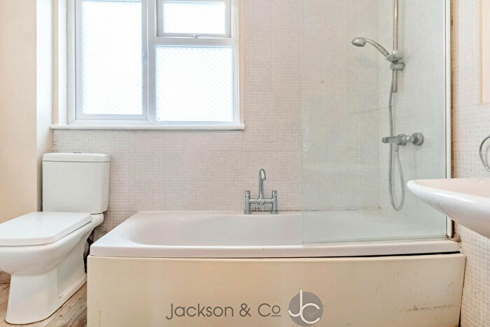 5 Bedroom Barn Conversion To Rent In De Vere Lane, Wivenhoe, CO7