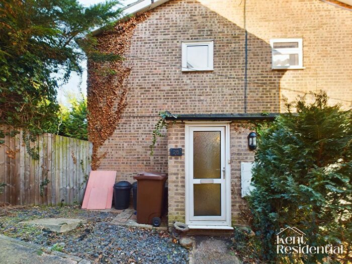 1 Bedroom End Of Terrace House To Rent In Barleycorn Drive, Gillingham, ME8