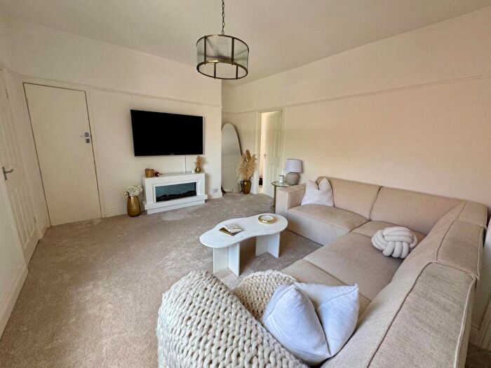 1 Bedroom Apartment To Rent In Park Terrace, Killingworth, Newcastle Upon Tyne, Tyne And Wear, NE12