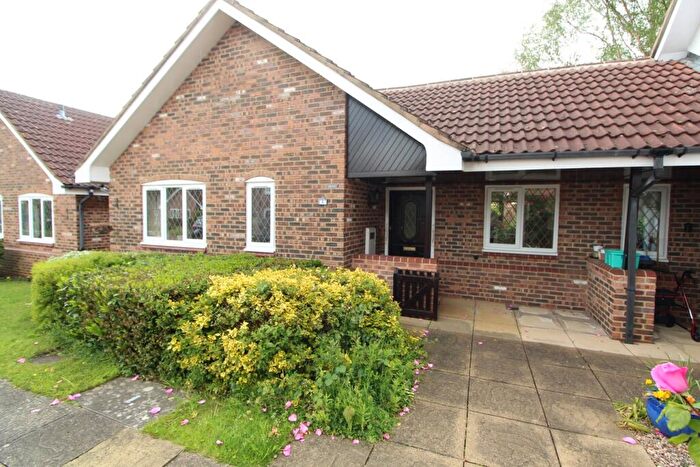 2 Bedroom Bungalow For Sale In The Hawthorns, Lutterworth, LE17