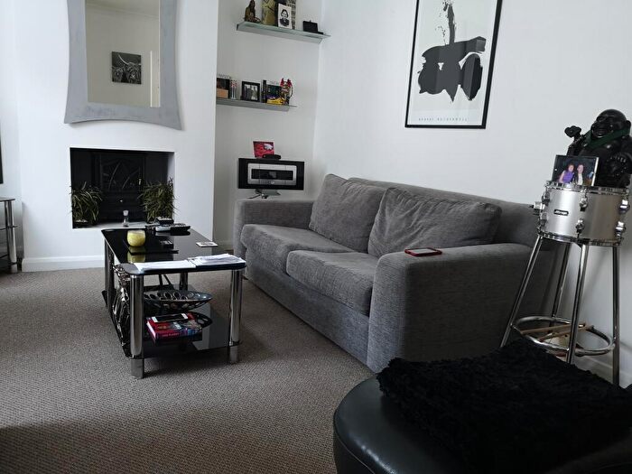 1 Bedroom Property To Rent In South Road, Newhaven, BN9