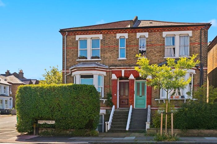 2 Bedroom Flat For Sale In Woolstone Road, Forest Hill, London, SE23