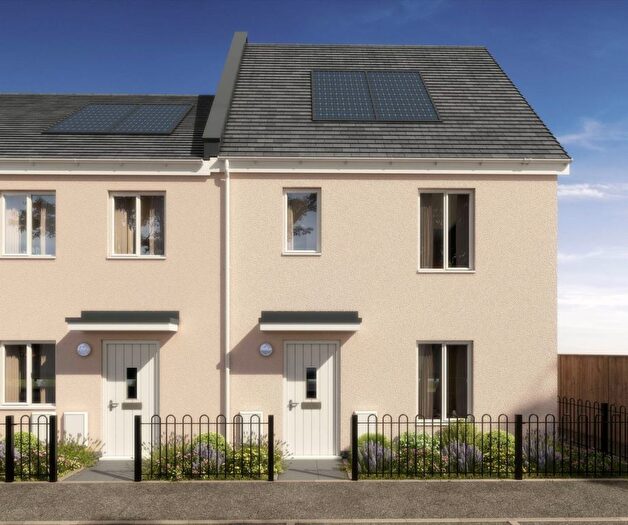 4 Bedroom End Of Terrace House For Sale In Bobbin Lane, EX32