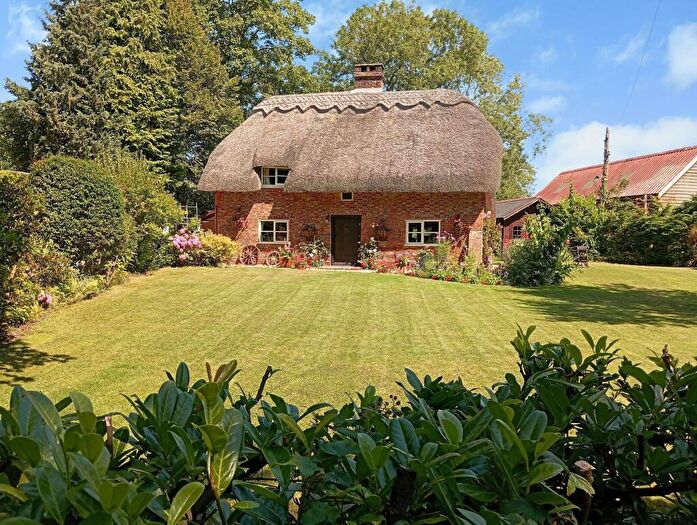 3 Bedroom Cottage For Sale In Church Lane, Curdridge, SO32