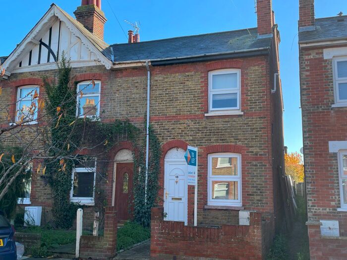 2 Bedroom Property To Rent In Wickham Road, Colchester, CO3