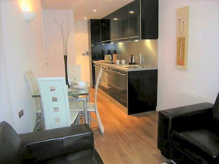 2 Bedroom Flat To Rent In Wellington Quarter West Point, Wellington Street, Leeds, LS1