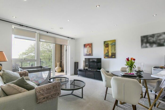 2 Bedroom Flat To Rent In Henry Darlot Drive, Mill Hill, London, NW7