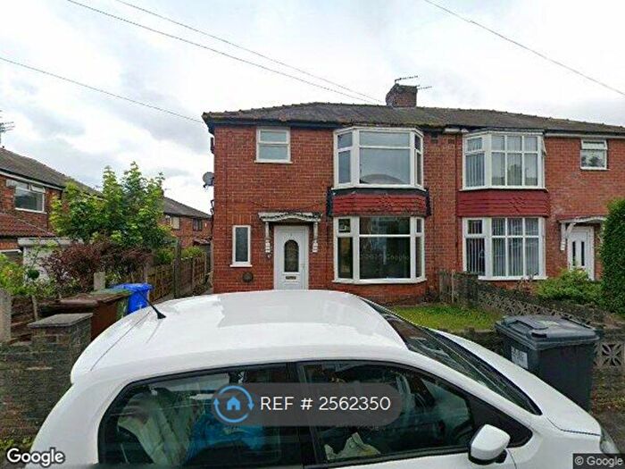 3 Bedroom Semi-Detached House To Rent In Stephenson Avenue, Droylsden, Manchester, M43