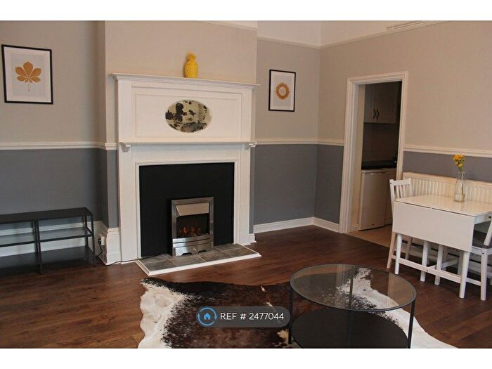 1 Bedroom Flat To Rent In Old Warwick Road, Solihull, B92