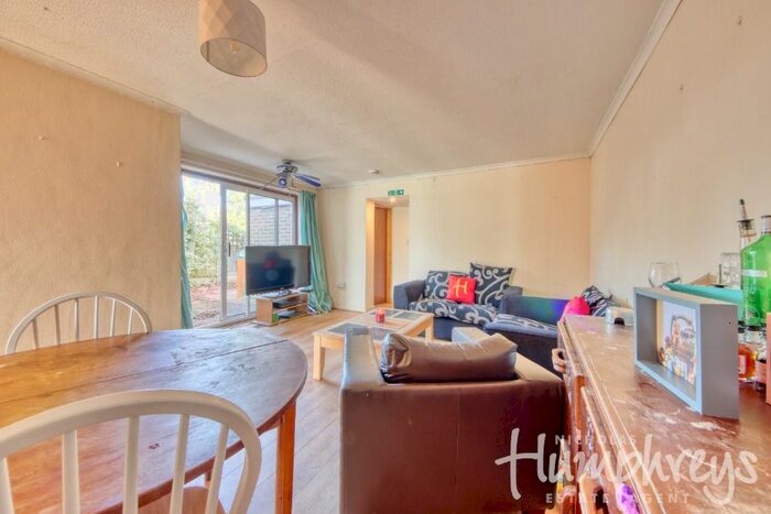 5 Bedroom Terraced Bungalow To Rent In Ulcombe Gardens, Canterbury, CT2