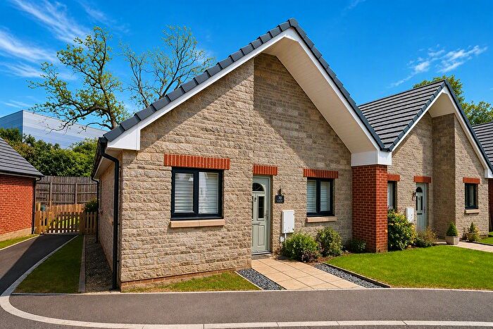 2 Bedroom Semi-Detached Bungalow For Sale In Barnes Road, Swindon, SN3