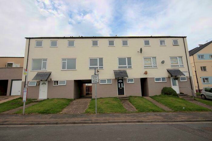 3 Bedroom Flat To Rent In Parc Bodnant, Llandudno, LL30