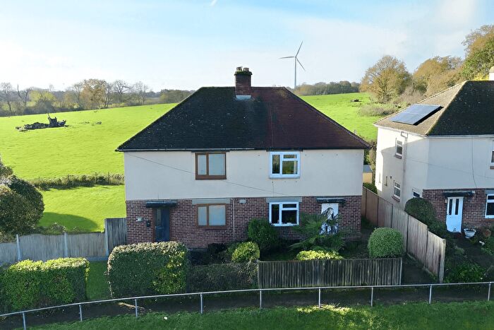 3 Bedroom Semi Detached House For Sale In Stockwell Lane, Aylburton, Lydney, GL15