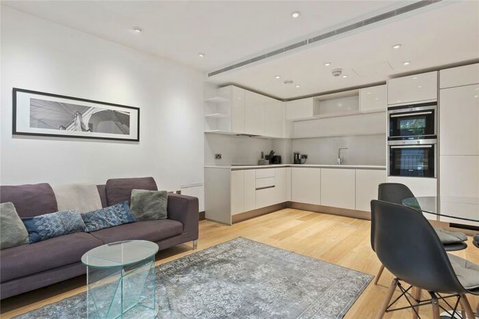 1 Bedroom Apartment To Rent In St. Dunstans House, - Fetter Lane, London, EC4A