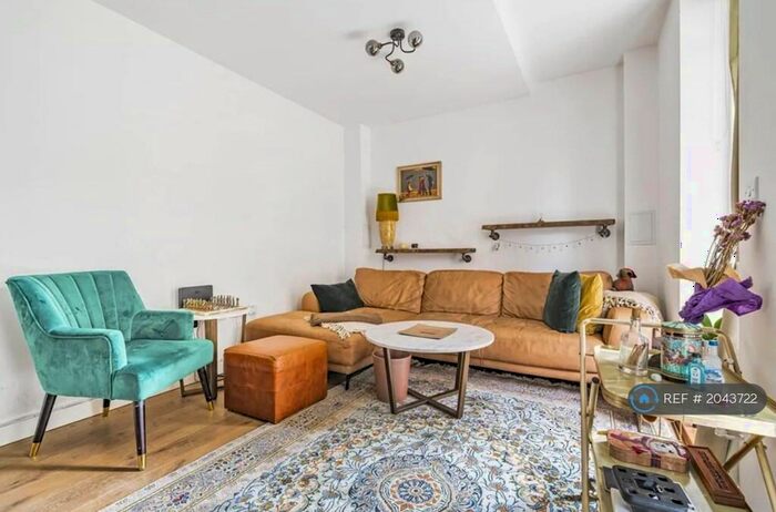 2 Bedroom Flat To Rent In Amelia Street, London, SE17