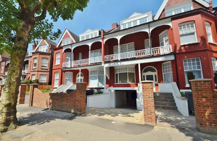 2 Bedroom House To Rent In Raglan House, Muswell Hill, N10