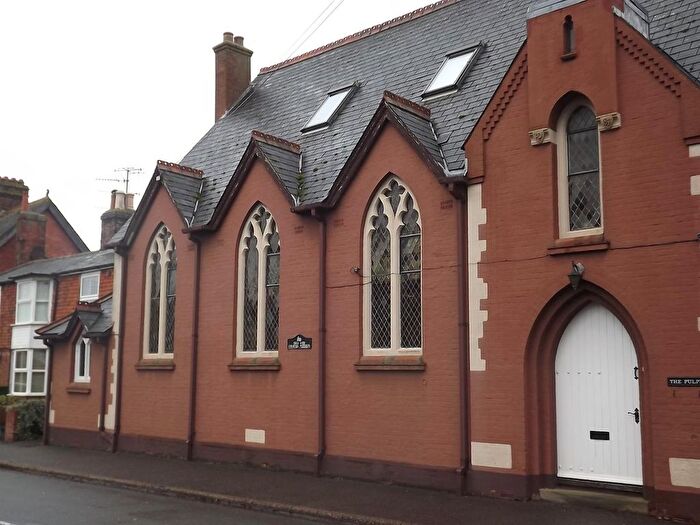 1 Bedroom Flat To Rent In The Old Chapel, Wadhurst, TN5