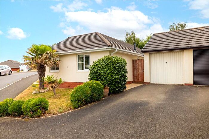 2 Bedroom Bungalow For Sale In East Ridge View, Bideford, Devon, EX39