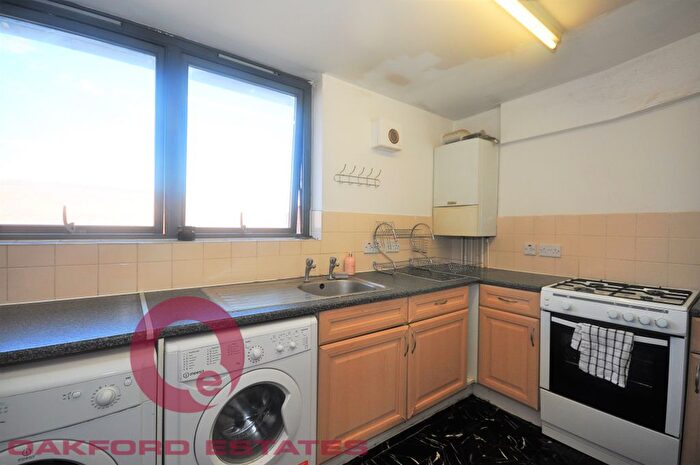 3 Bedroom Flat To Rent In Bemerton Street, Islington, N1