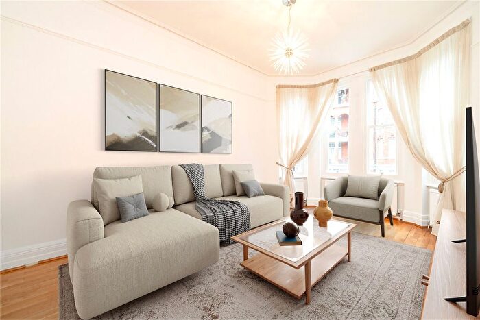 3 Bedroom Flat To Rent In Fitzgeorge Avenue, London, W14