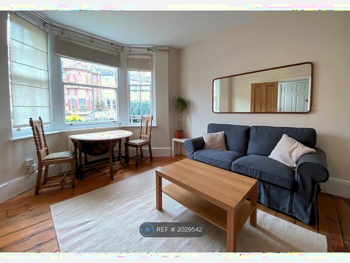 2 Bedroom Flat To Rent In Bushey Hill Road, London, SE5