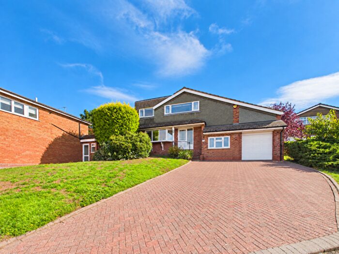 5 Bedroom Detached House For Sale In Roxburgh Road, Sutton Coldfield, B73