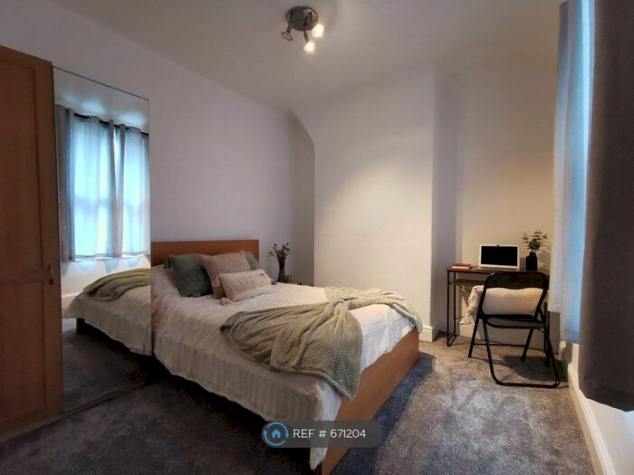 4 Bedroom Terraced House To Rent In Cretan Road, Liverpool, L15