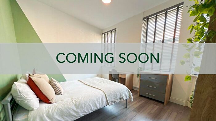 4 Bedroom House To Rent In Redruth Street, Manchester, M14