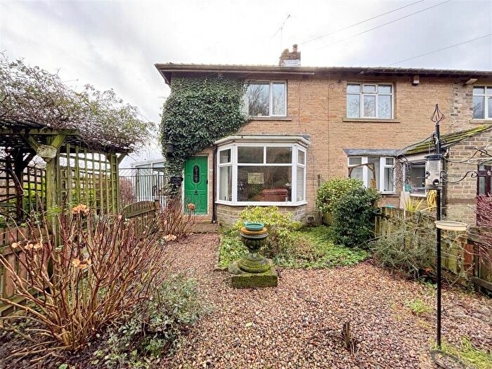 2 Bedroom Semi Detached House For Sale In Thornton Road, Thornton, Bradford, BD13