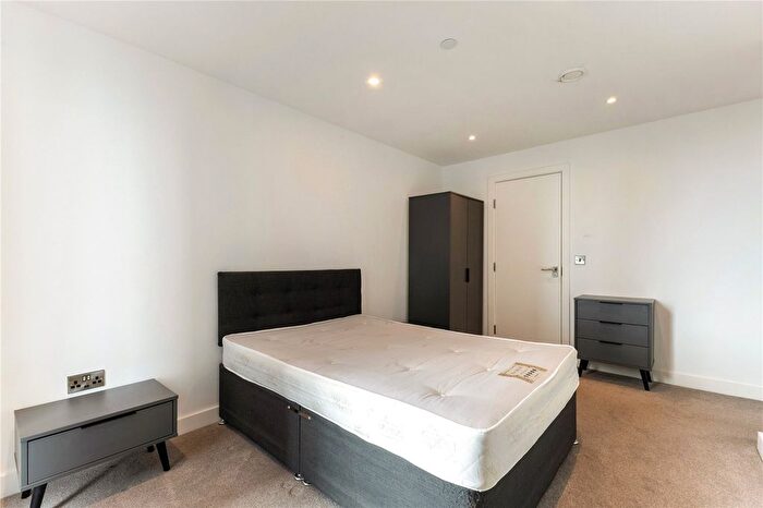 2 Bedroom Flat For Sale In Deansgate Square, Owen Street, Manchester, Greater Manchester, M15