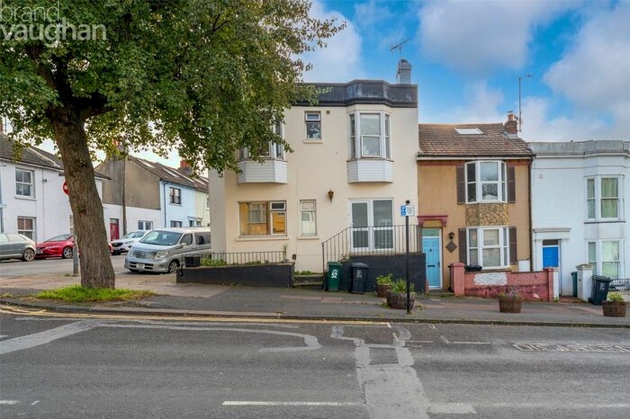 4 Bedroom End Of Terrace House To Rent In Elm Grove, Brighton, BN2