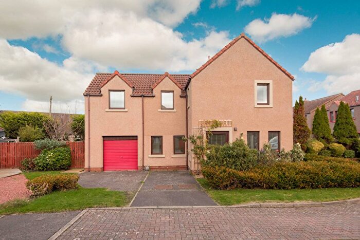 4 Bedroom Detached House For Sale In Luffness Gardens, Aberlady, East Lothian, EH32