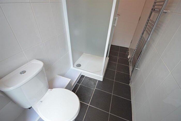 1 Bedroom Flat To Rent In Flat Palatine Road, Withington, Manchester, M20