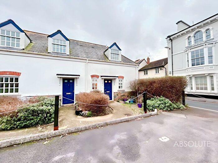 2 Bedroom Property To Rent In The Strand, Starcross, EX6