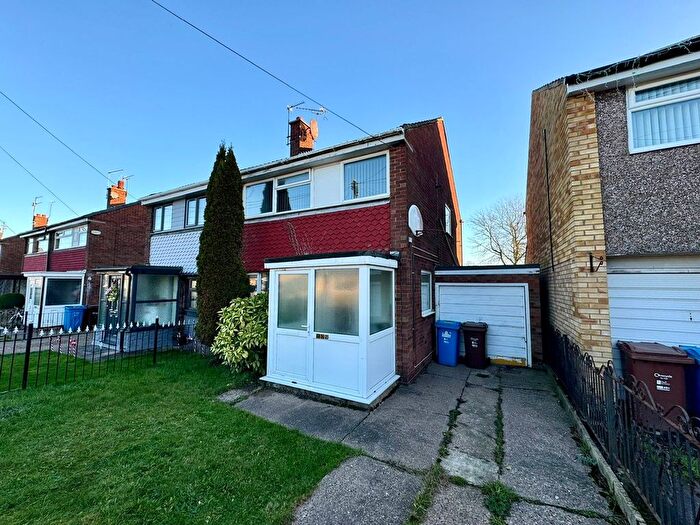 3 Bedroom Semi-Detached House To Rent In Ridgestone Avenue, Bilton, Hull, HU11