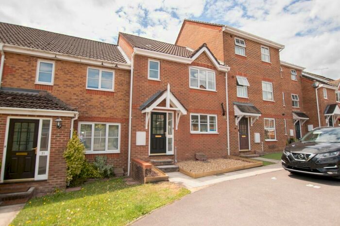 3 Bedroom Terraced House To Rent In Morgan Le Fay Drive, Chandler's Ford, Eastleigh, SO53