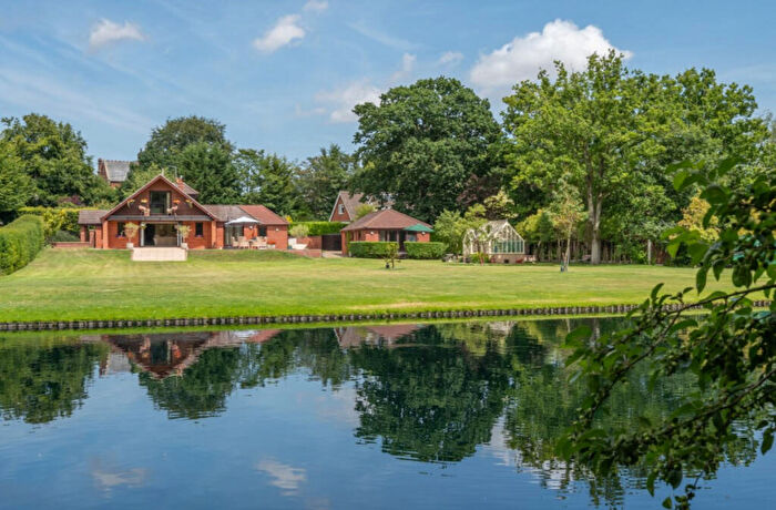 4 Bedroom Detached House For Sale In Long Lane, Strumpshaw, NR13