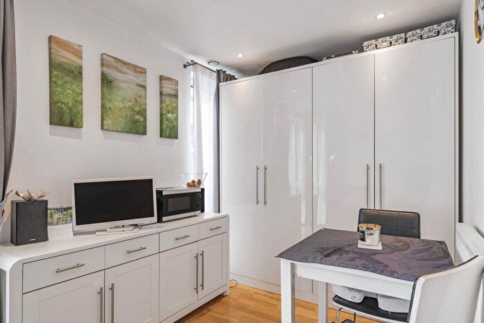 Studio To Rent In Indescon Square, Canary Wharf, London, E14