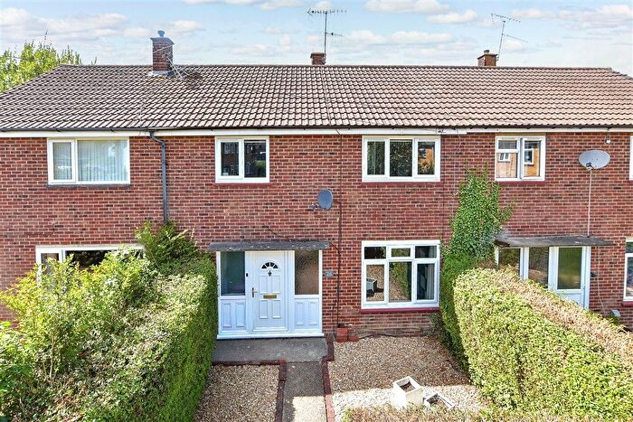 3 Bedroom Terraced House For Sale In Slinfold Walk, Crawley, West Sussex, RH11