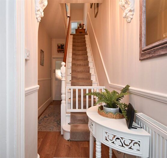 3 Bedroom End Terrace House For Sale In Edmund Road, Hastings, TN35