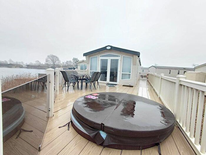 2 Bedroom Detached Bungalow For Sale In Tattershall Lakes, Tattershall, LN4