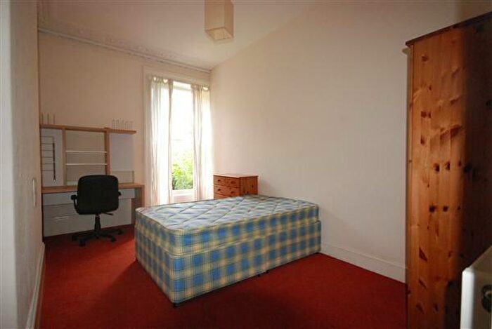 8 Bedroom Terraced House To Rent In Hughendon Road, BS8