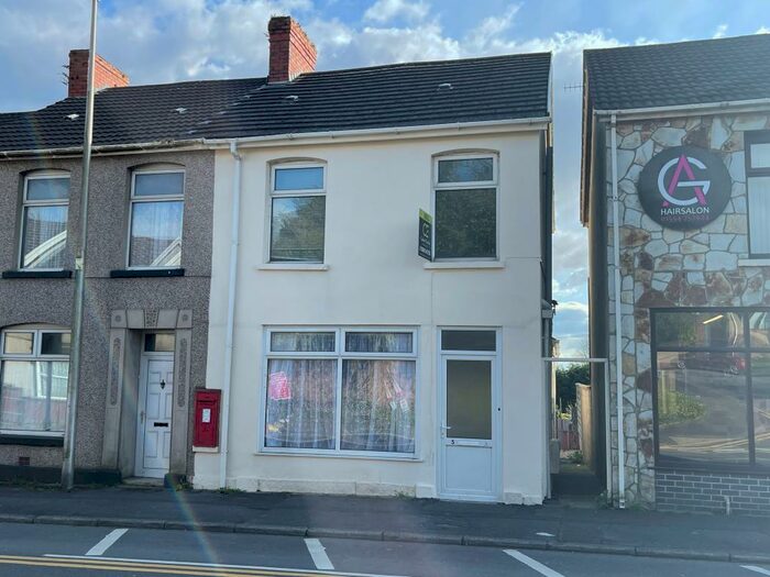 2 Bedroom Flat To Rent In A Frondeg Terrace, Llanelli, Carmarthenshire, SA15