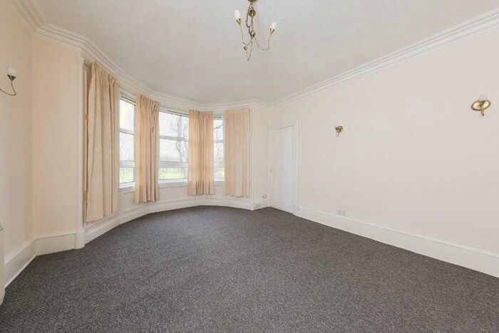 1 Bedroom Flat To Rent In South Inch Terrace, Perth, Perthshire, PH2