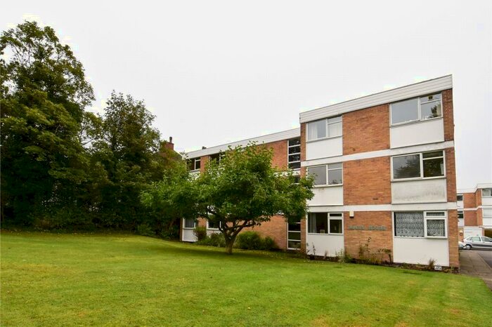 2 Bedroom Apartment To Rent In Wake Green Road, Moseley, Birmingham, B13