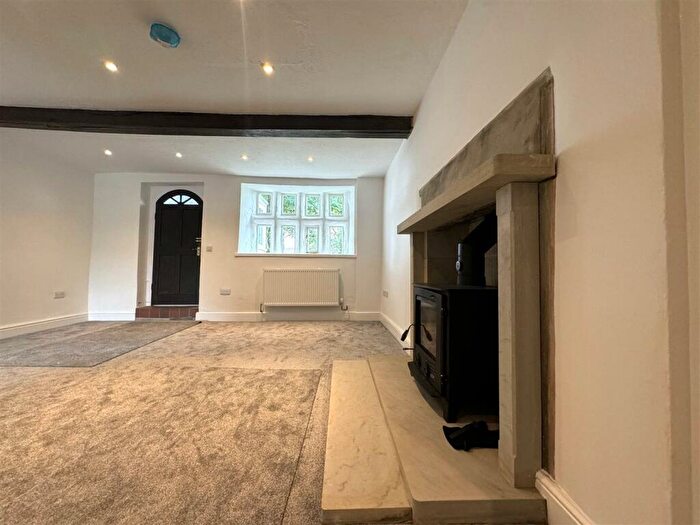 3 Bedroom Cottage To Rent In Woolrow Cottage, Birkhouse Road, Bailiff Bridge, Brighouse, HD6