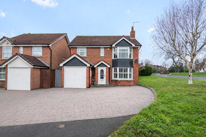 4 Bedroom Detached House For Sale In Austcliff Drive, Solihull, B91