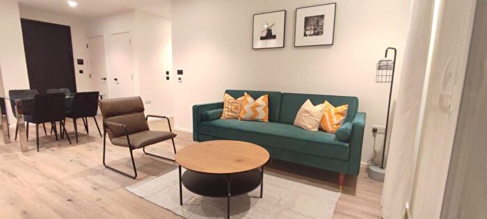 1 Bedroom Flat To Rent In Curlew Hosue, Hawser Lane, London, [KhpLlt], E14